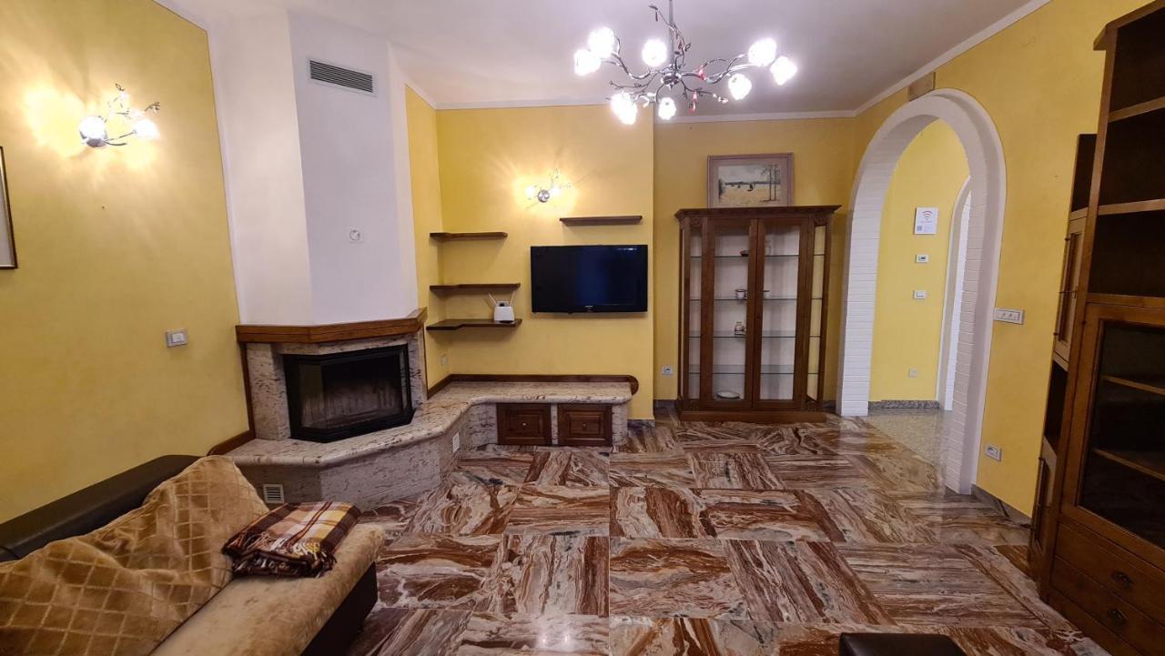 Luxury Apartment Павуло нел Фриняно Екстериор снимка